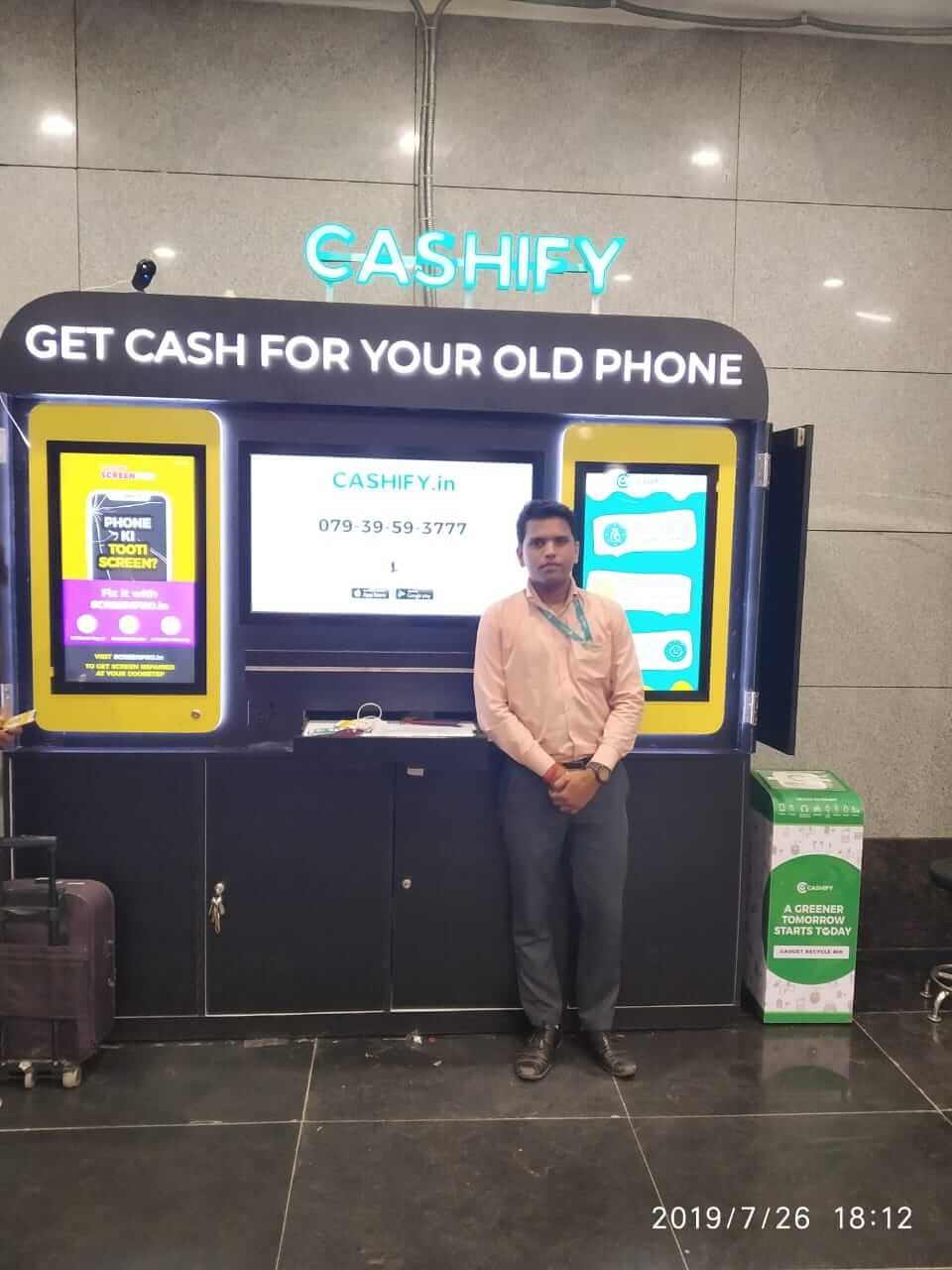 Cashify Offline Store in INA Metro Station, New Delhi Delhi Sell