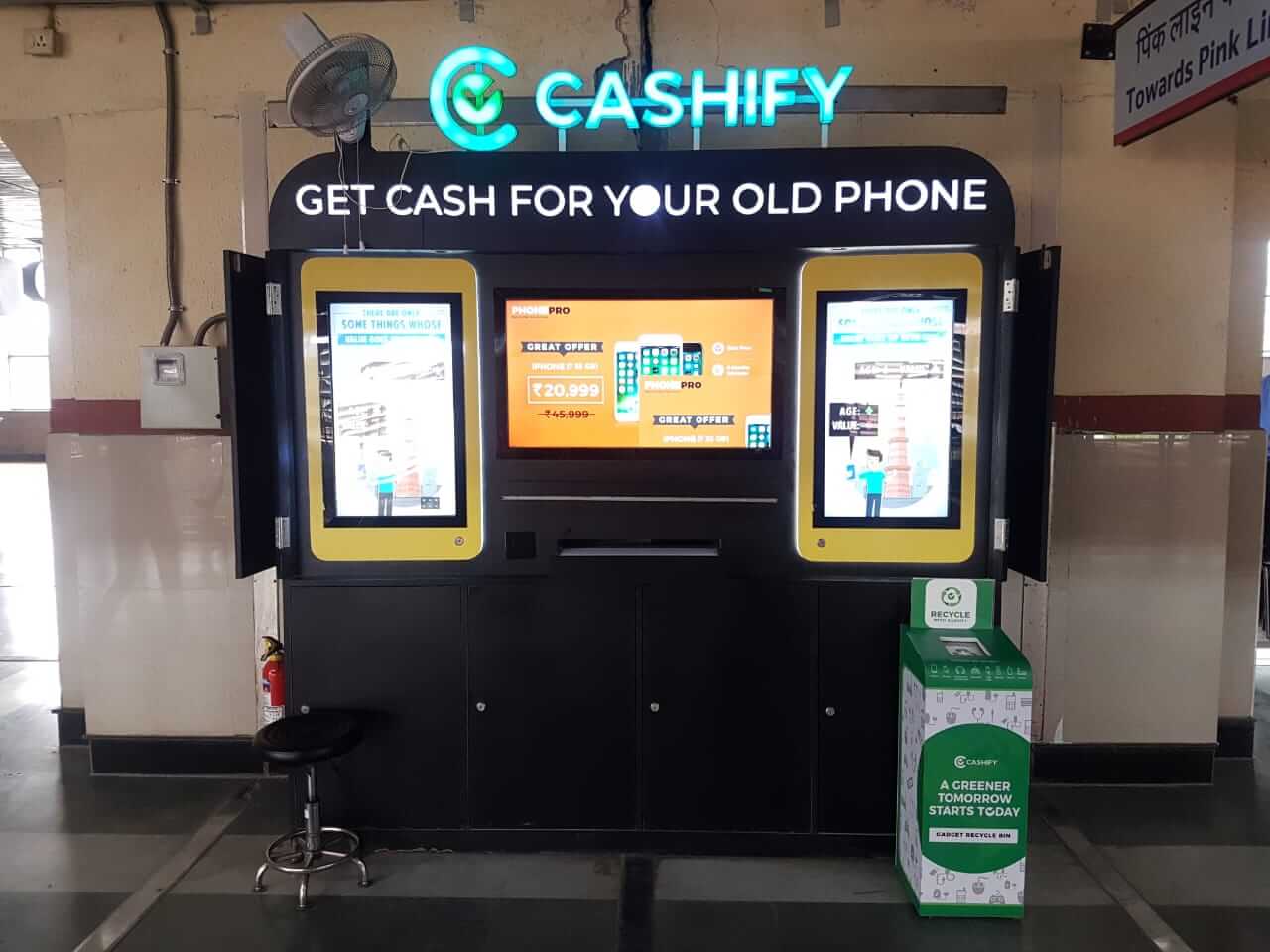 Laxmi Nagar Metro Station Cashify