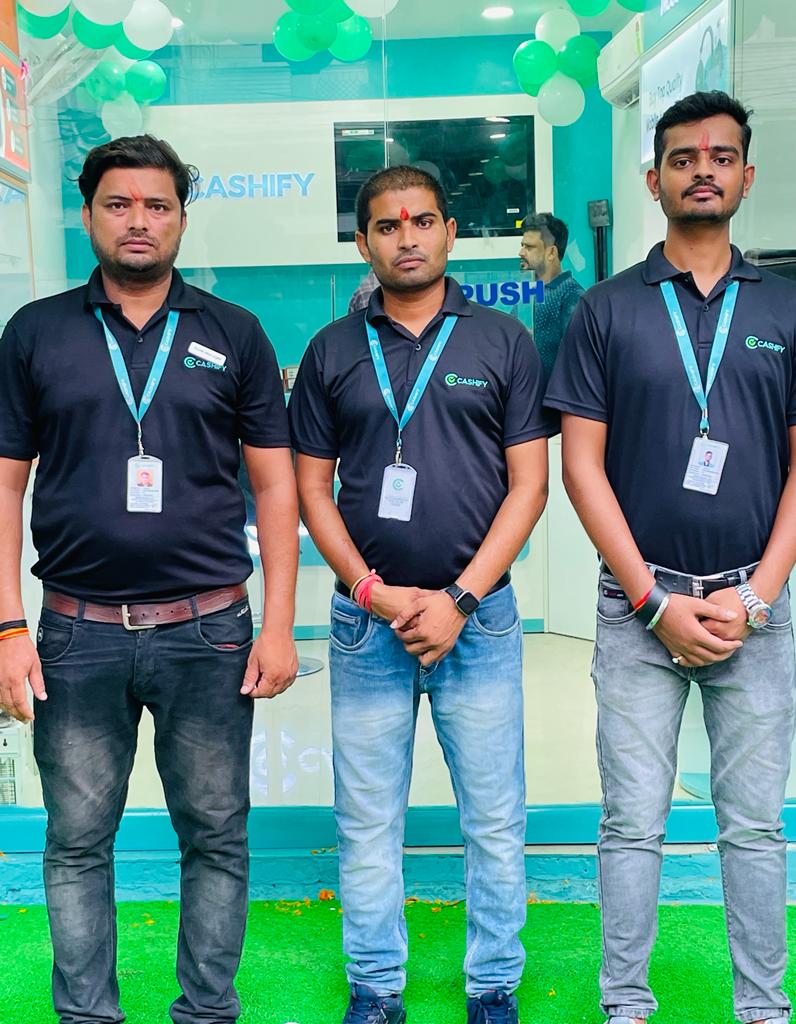 Cashify Offline Store in Naya Bazar Siwan Store Siwan Sell, Repair