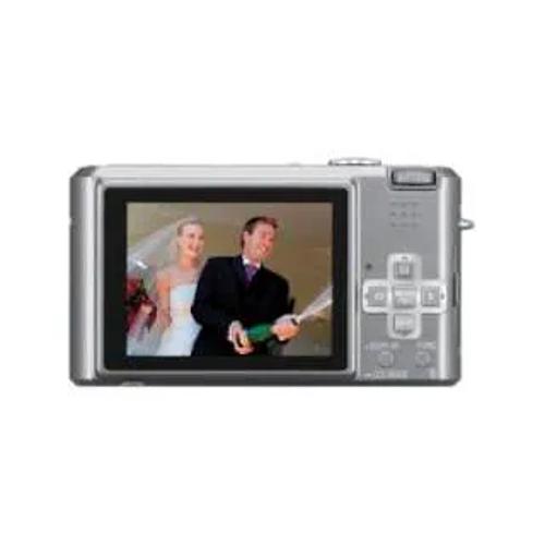 Panasonic Lumix DMC-FX100 Point and Shoot - Price in India