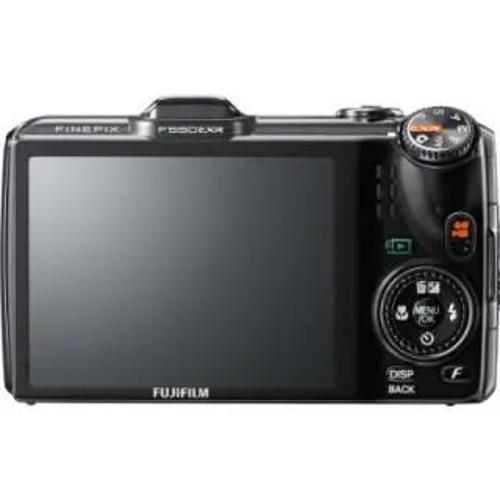 Fujifilm FinePix F550EXR Point and Shoot - Price in India