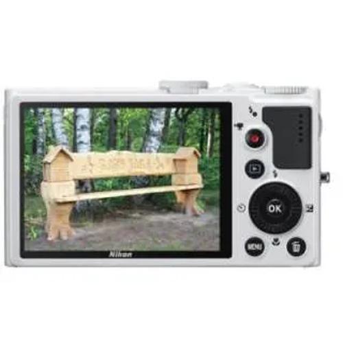 Nikon Coolpix P310 Point and Shoot - Price in India