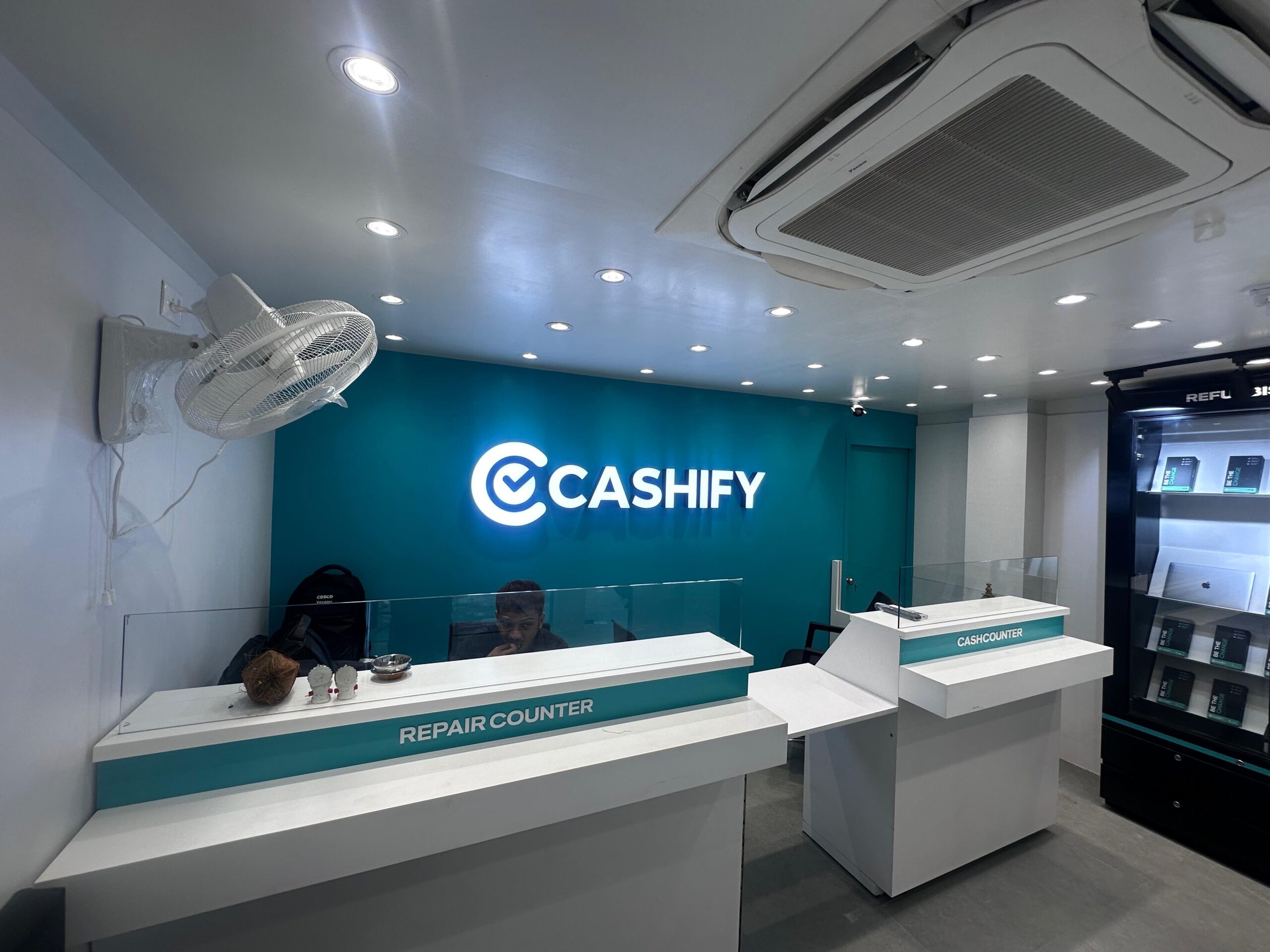 Cashify Buy, Sell and Repair Mobile Offline Store 